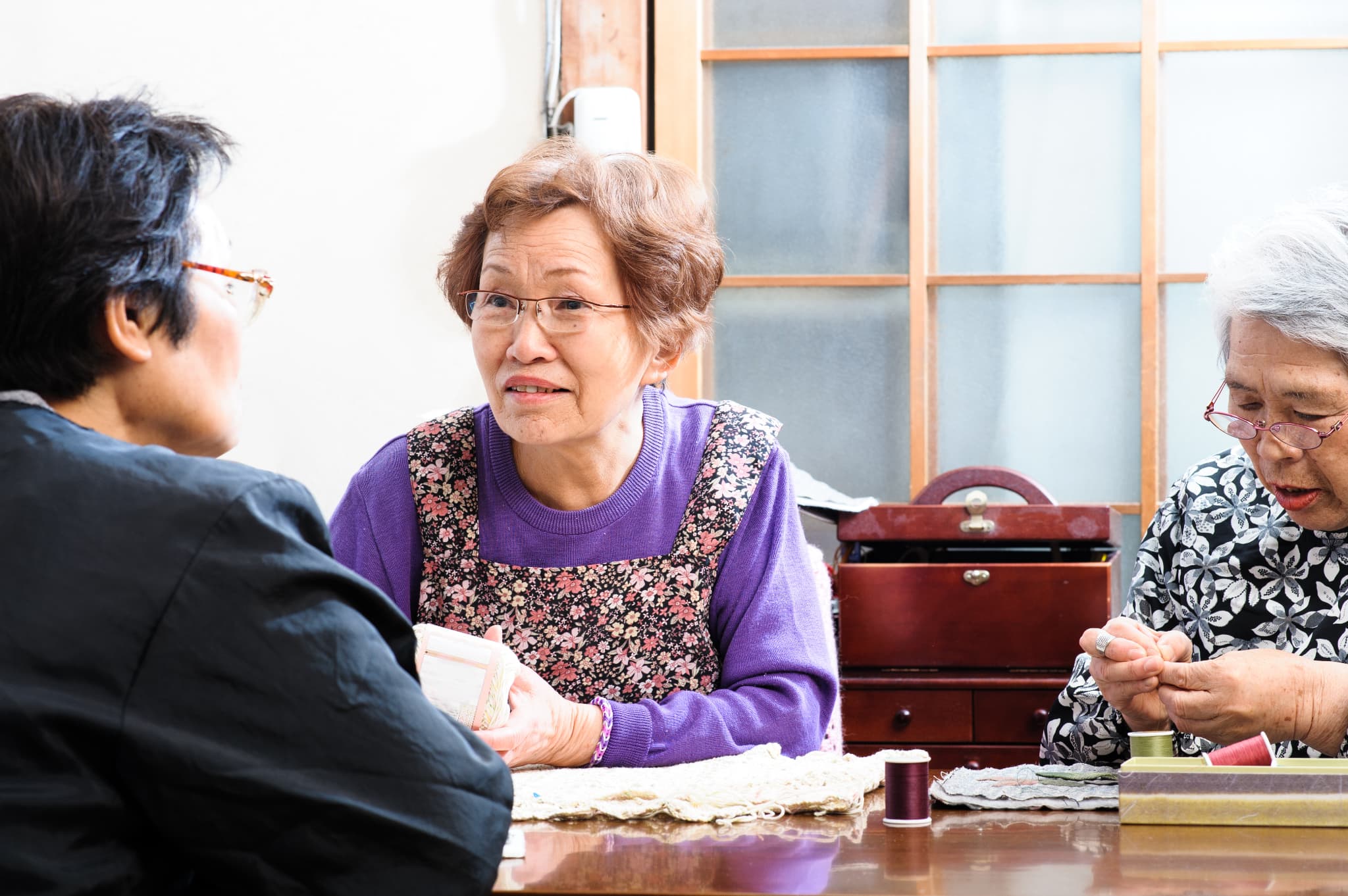 顔見知りから、もっと深く